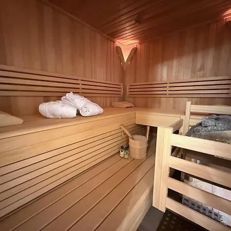 Апартаменты Auhaeusl For 6 With Private Sauna By Belle-stay *